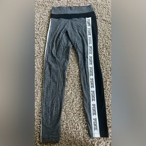 Victoria’s Secret PINK Seamless Legging Yoga Pants Women’s Size Small.